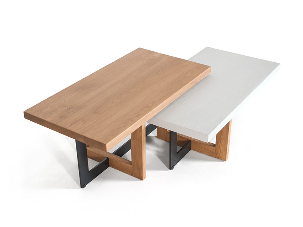 Έπιπλα σαλονιού coffee table - τραπεζάκια σαλονιού από μασίφ ξύλο δρυός και μέταλλο της εταιρίας Astrakis.